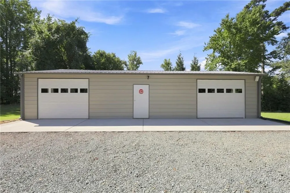 6770 Cottonwood Drive Snow Camp, NC 27349