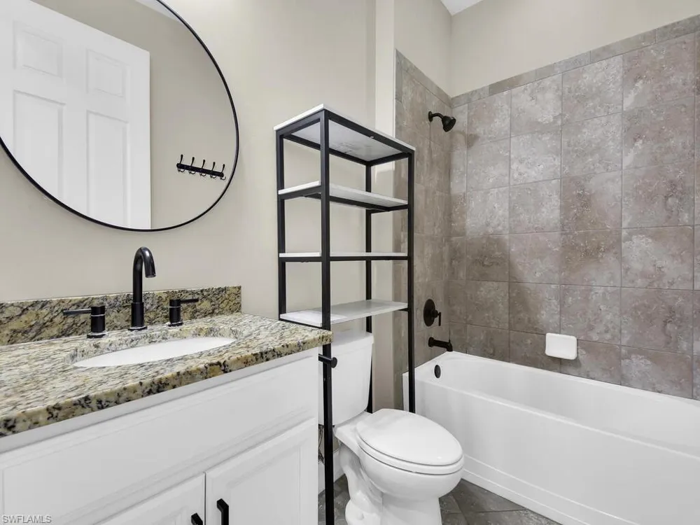 4211 Dutchess Park Road Fort Myers, FL 33916