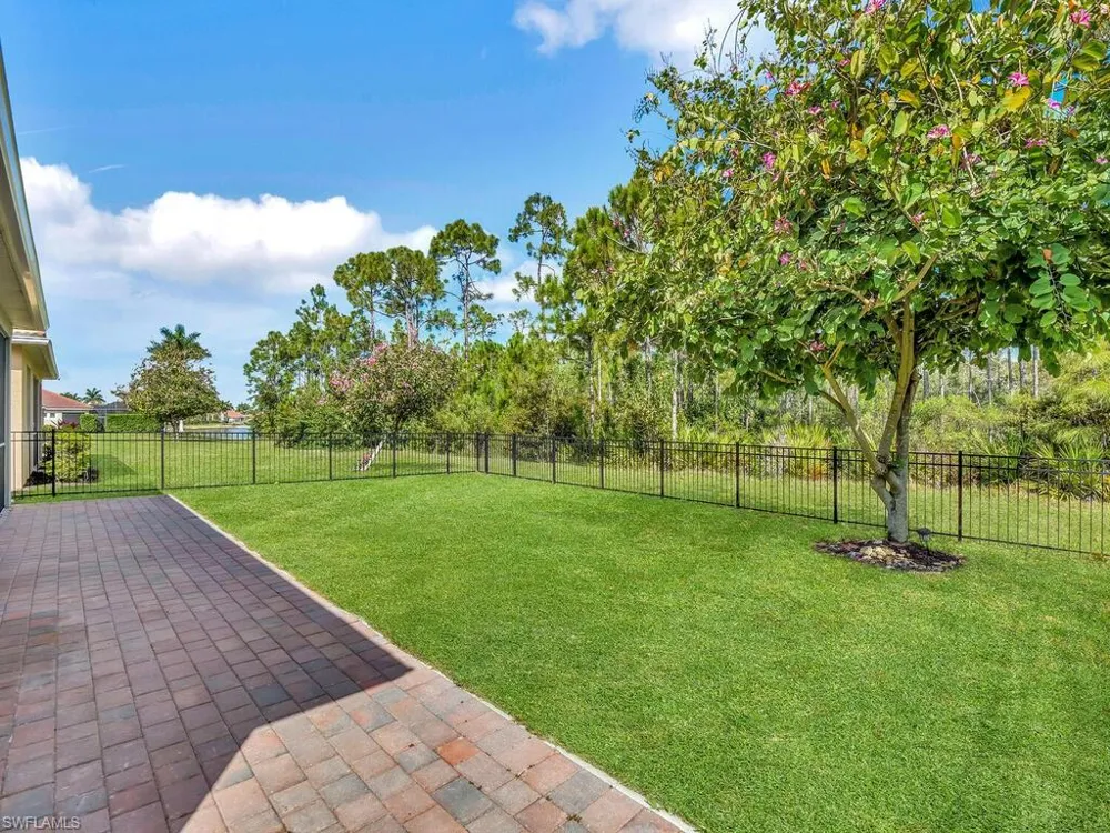 4211 Dutchess Park Road Fort Myers, FL 33916