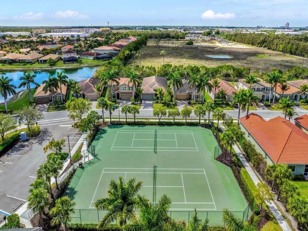4211 Dutchess Park Road Fort Myers, FL 33916