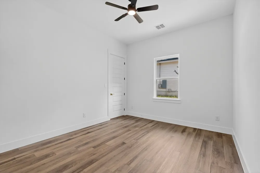137 N Pohakea Drive Bastrop, TX 78602