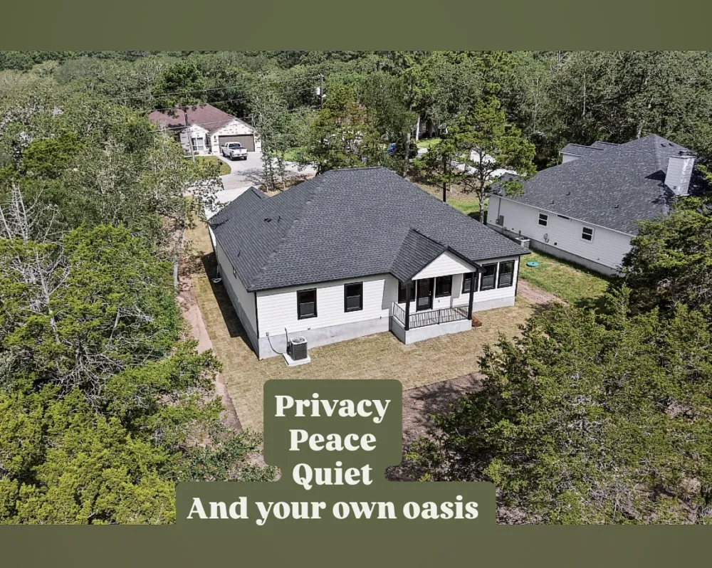 137 N Pohakea Drive Bastrop, TX 78602