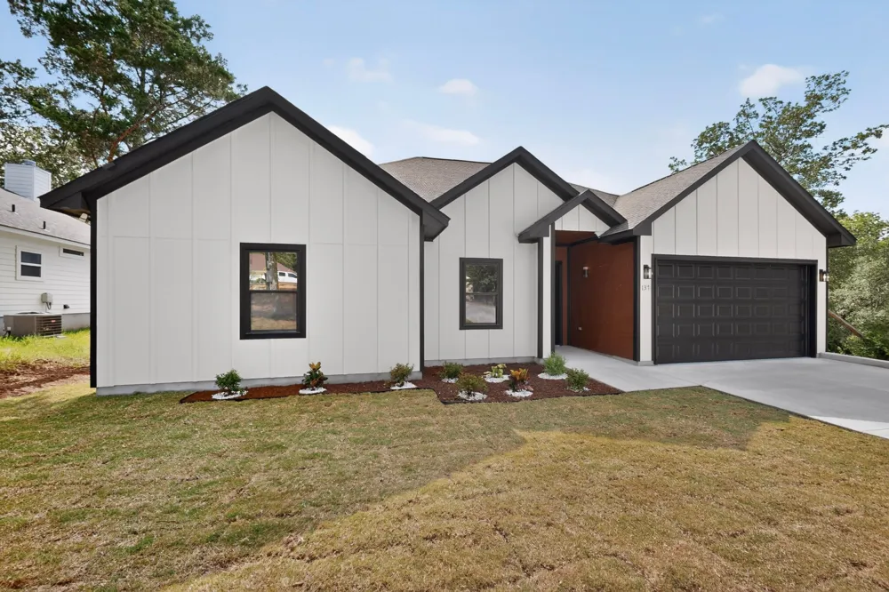 137 N Pohakea Drive Bastrop, TX 78602