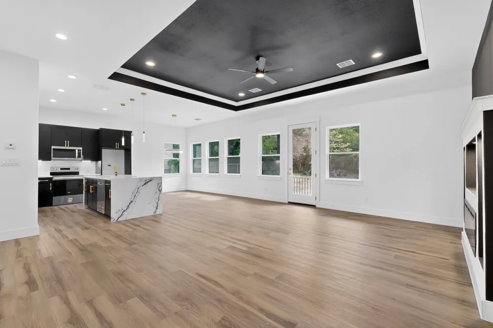 137 N Pohakea Drive Bastrop, TX 78602