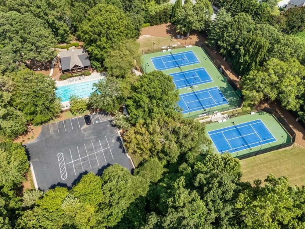 1310 Cashiers Way Roswell, GA 30075