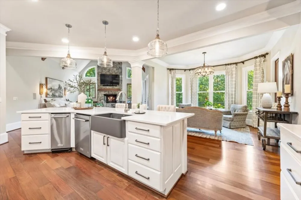 1310 Cashiers Way Roswell, GA 30075
