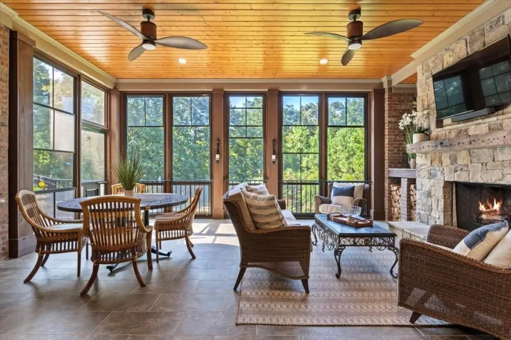 1310 Cashiers Way Roswell, GA 30075
