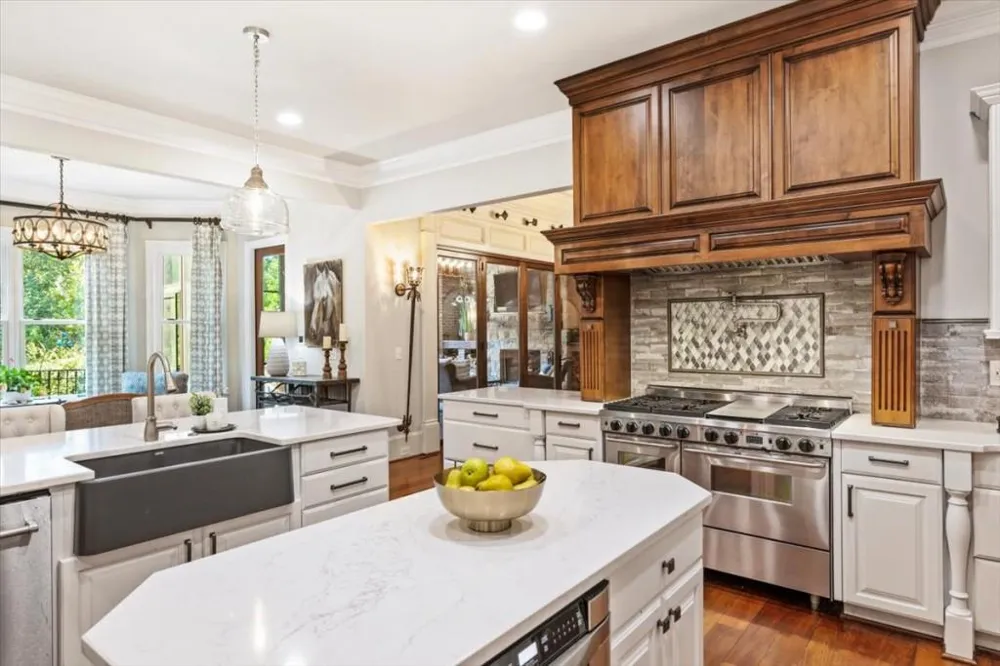 1310 Cashiers Way Roswell, GA 30075