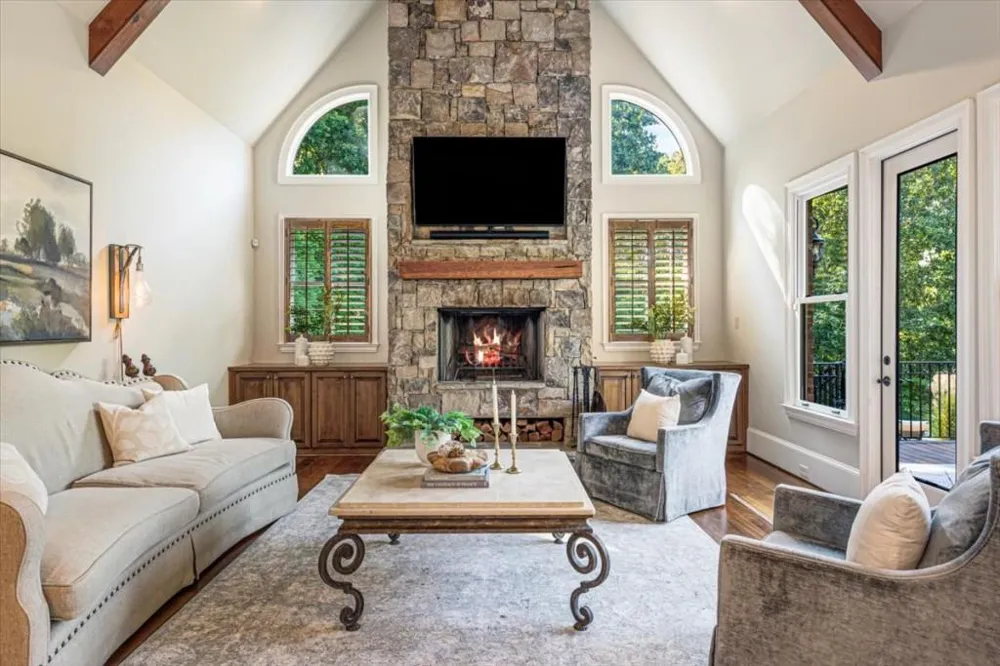 1310 Cashiers Way Roswell, GA 30075