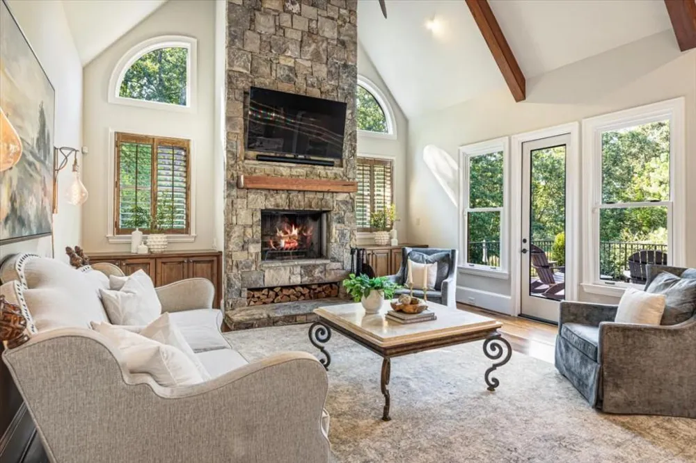 1310 Cashiers Way Roswell, GA 30075