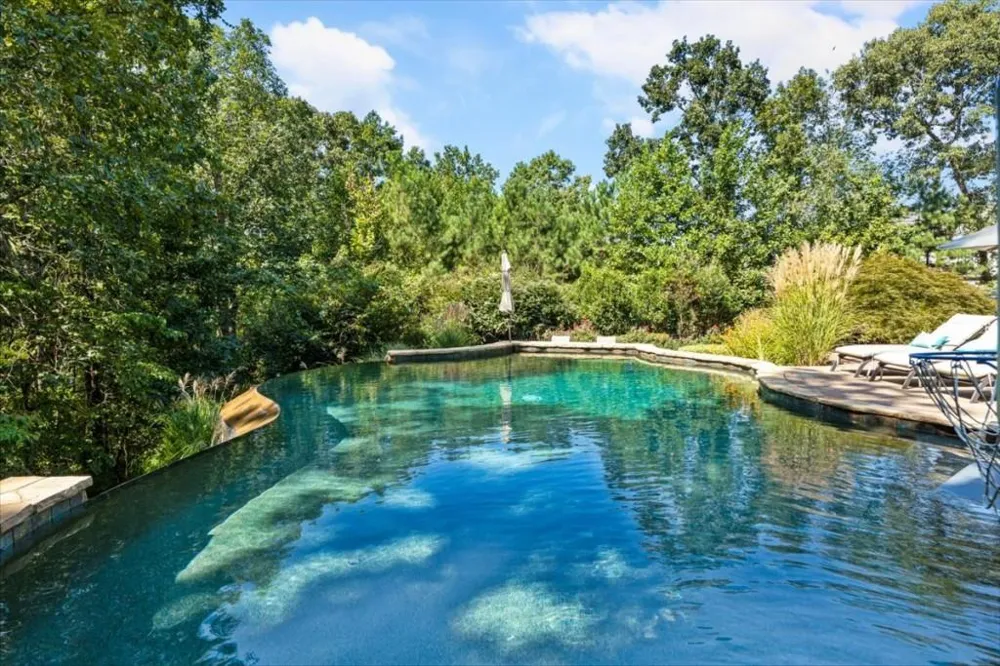 1310 Cashiers Way Roswell, GA 30075