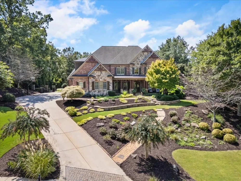 1310 Cashiers Way Roswell, GA 30075