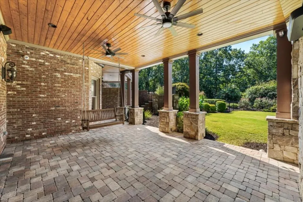 1310 Cashiers Way Roswell, GA 30075