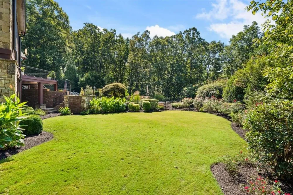1310 Cashiers Way Roswell, GA 30075