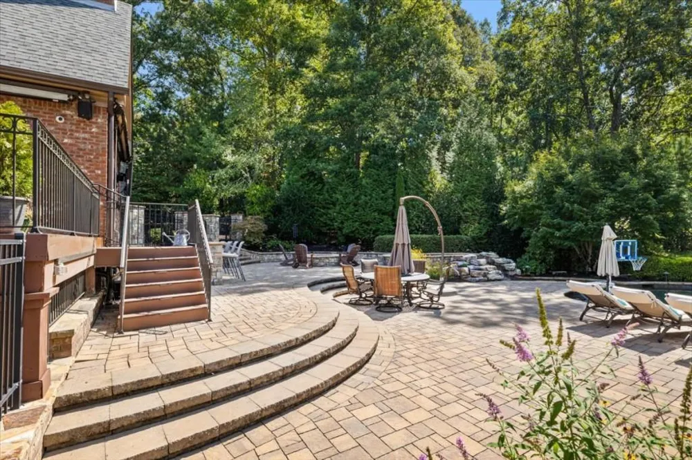 1310 Cashiers Way Roswell, GA 30075