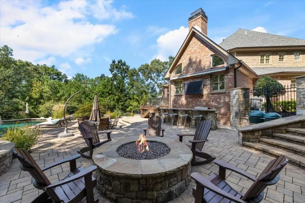 1310 Cashiers Way Roswell, GA 30075