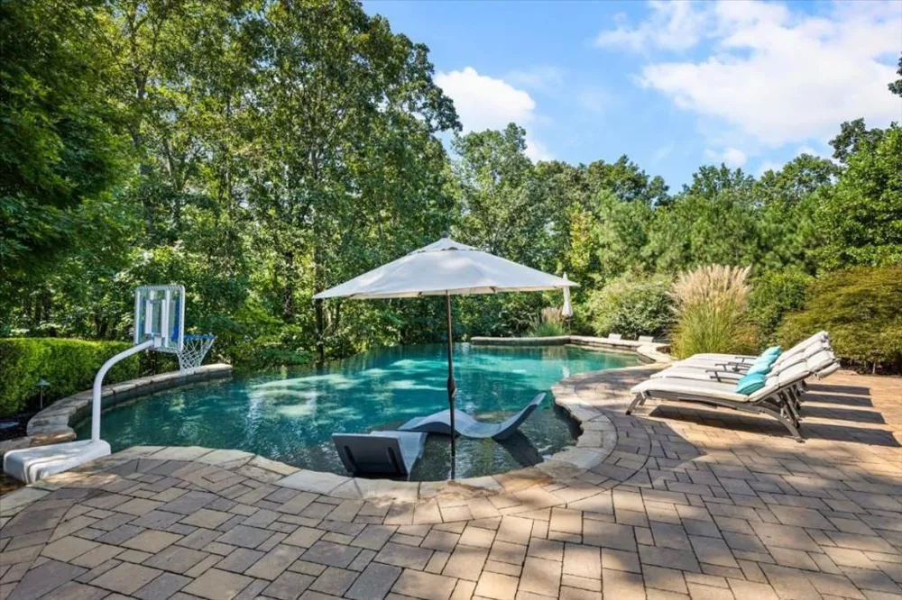 1310 Cashiers Way Roswell, GA 30075