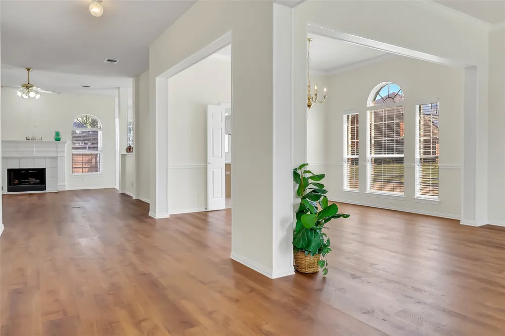 4101 CANDLEWYCK DRIVE Plano, TX 75024