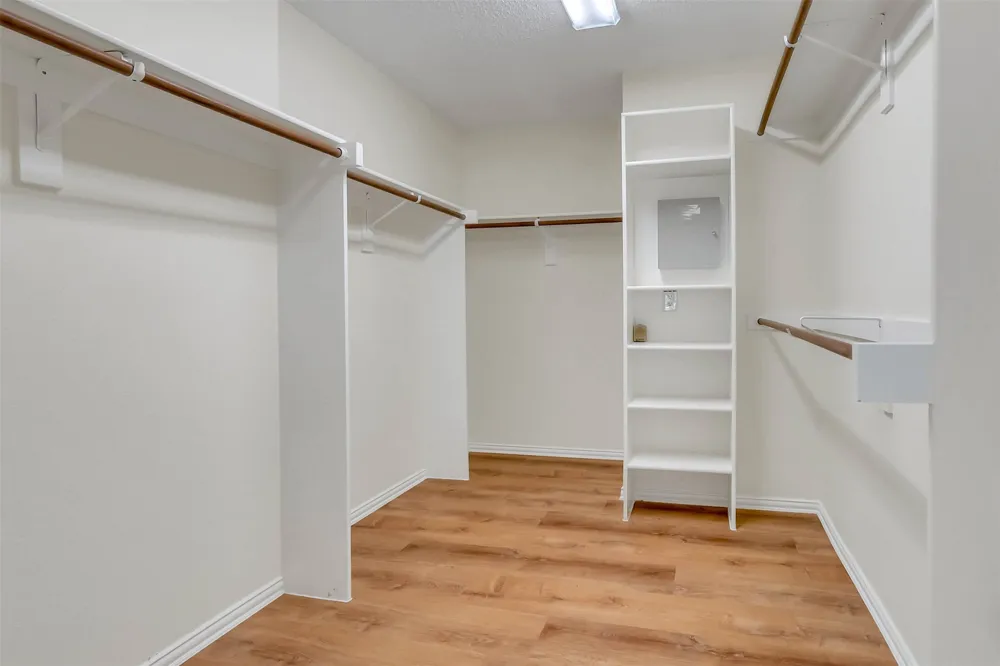 4101 CANDLEWYCK DRIVE Plano, TX 75024