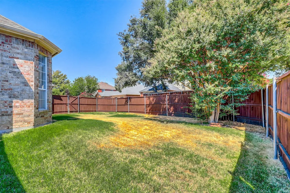 4101 CANDLEWYCK DRIVE Plano, TX 75024