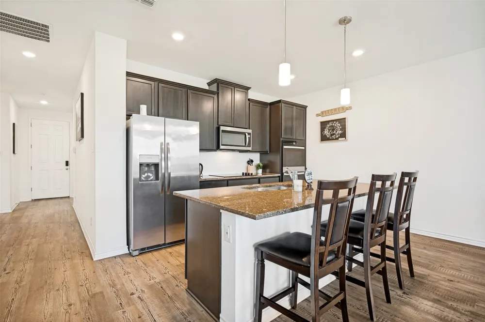953 Adair Drive Aubrey, TX 76227