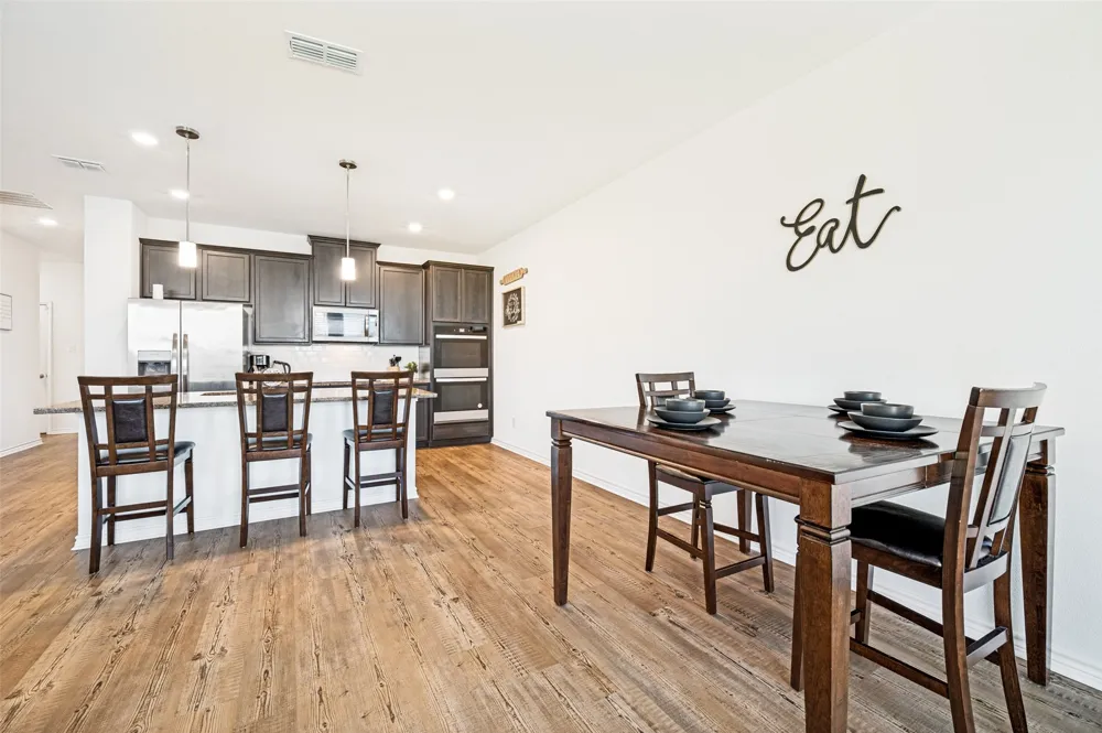 953 Adair Drive Aubrey, TX 76227