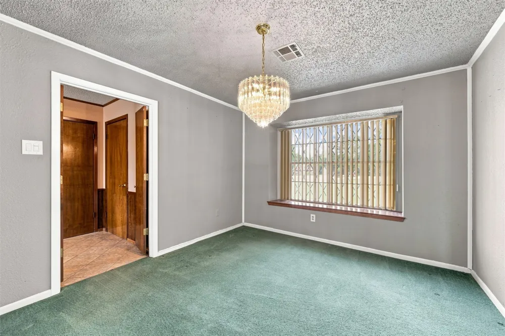 101 W Avenue G Valley Mills, TX 76689
