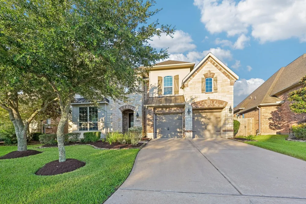 1516 Richland Hollow Lane Friendswood, TX 77546