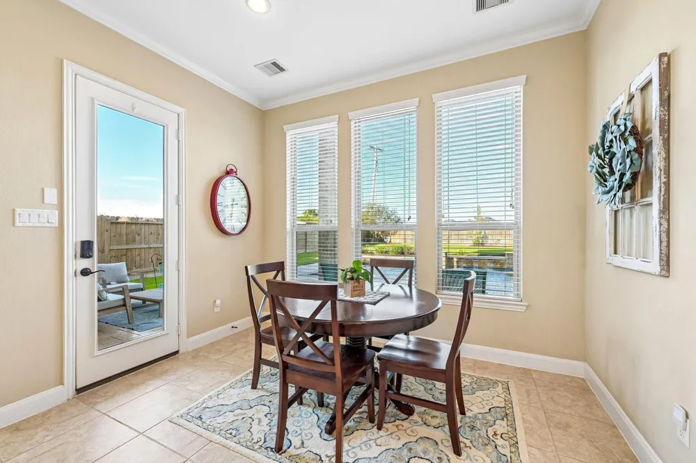 1516 Richland Hollow Lane Friendswood, TX 77546