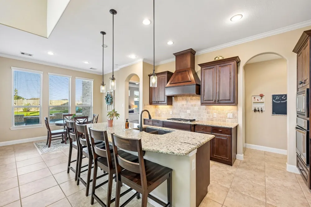 1516 Richland Hollow Lane Friendswood, TX 77546