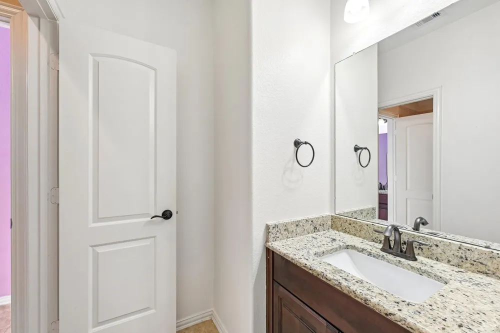 1516 Richland Hollow Lane Friendswood, TX 77546