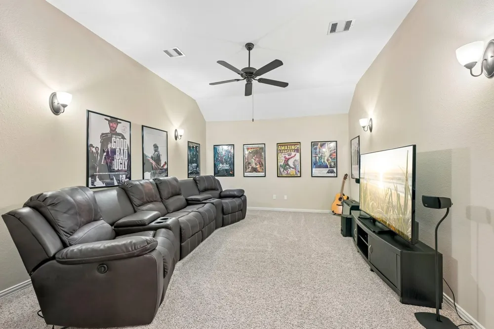 1516 Richland Hollow Lane Friendswood, TX 77546