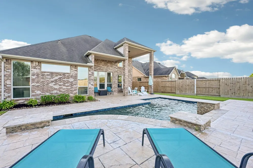 1516 Richland Hollow Lane Friendswood, TX 77546