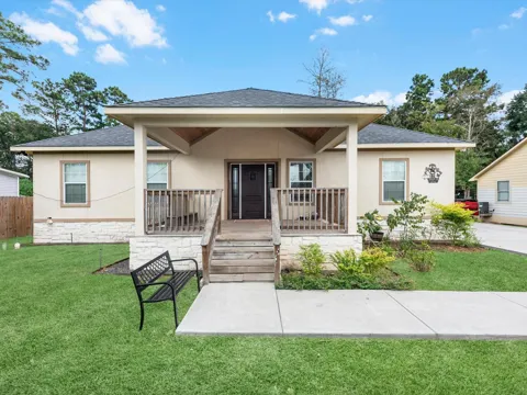 528 Draylon Drive