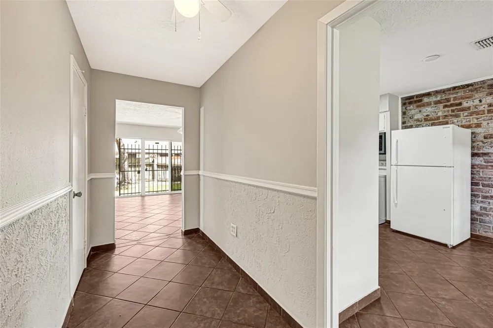 7064 Jetty Lane Houston, TX 77072