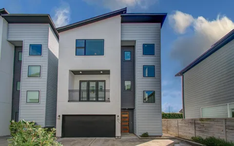 2407 Anita Street #D