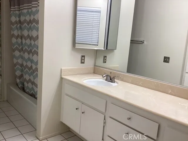 42823 15th Street W #3 Lancaster, CA 93534