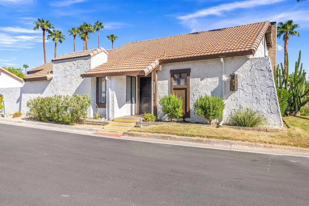 2467 Miramonte Circle W #A Palm Springs, CA 92264