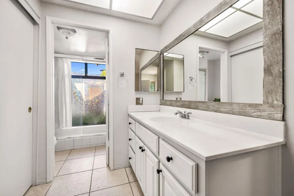 2467 Miramonte Circle W #A Palm Springs, CA 92264