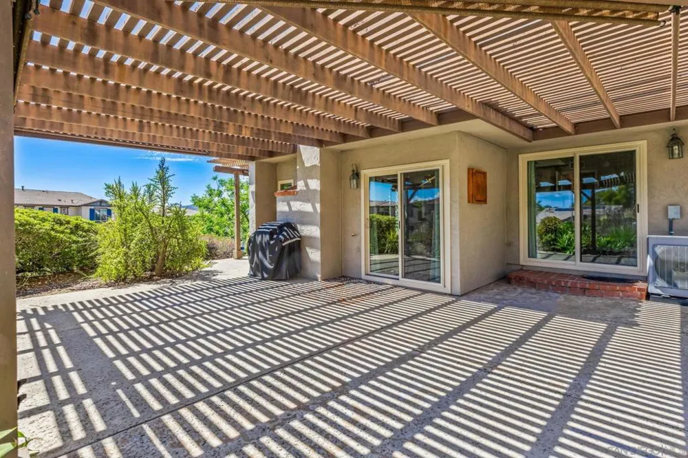 1301 Gary Lane Escondido, CA 92026