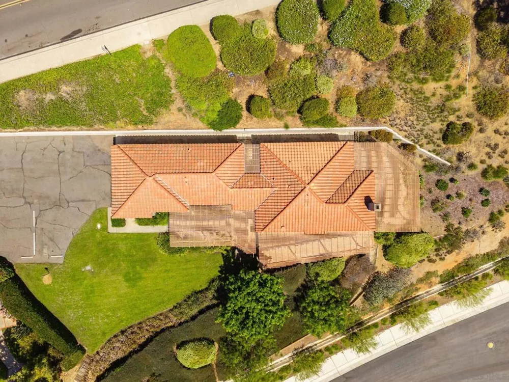 1301 Gary Lane Escondido, CA 92026
