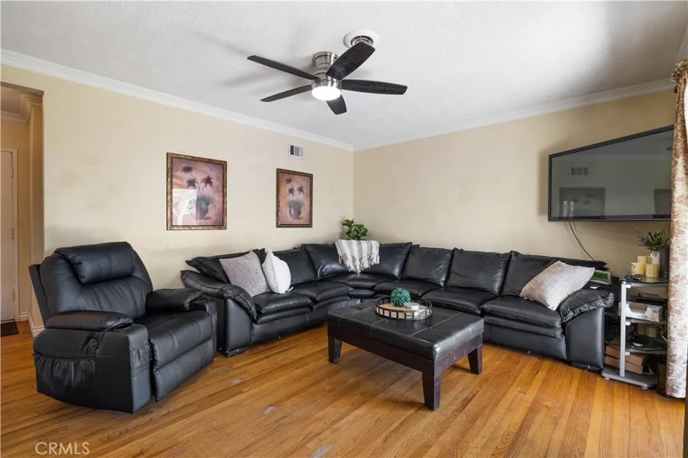 2430 Gregory La Habra, CA 90631