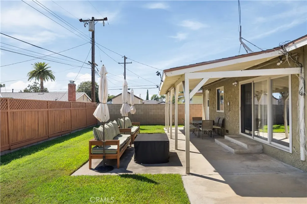2430 Gregory La Habra, CA 90631