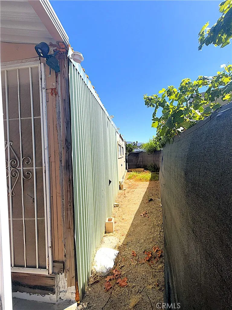 12995 6th Street Yucaipa, CA 92399