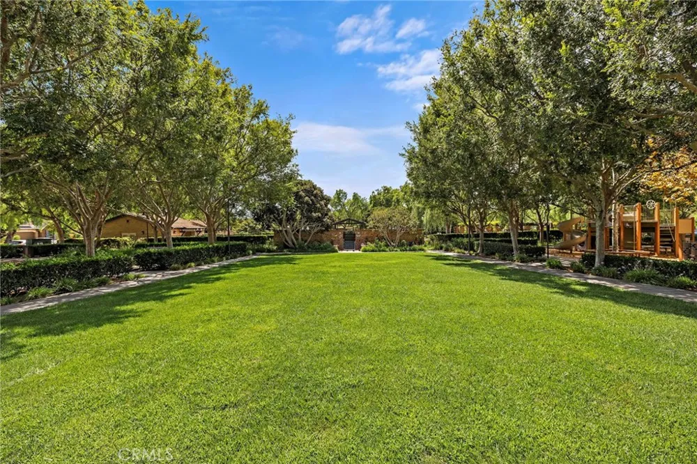 35 Stowe Irvine, CA 92620