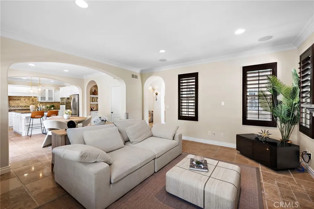 35 Stowe Irvine, CA 92620
