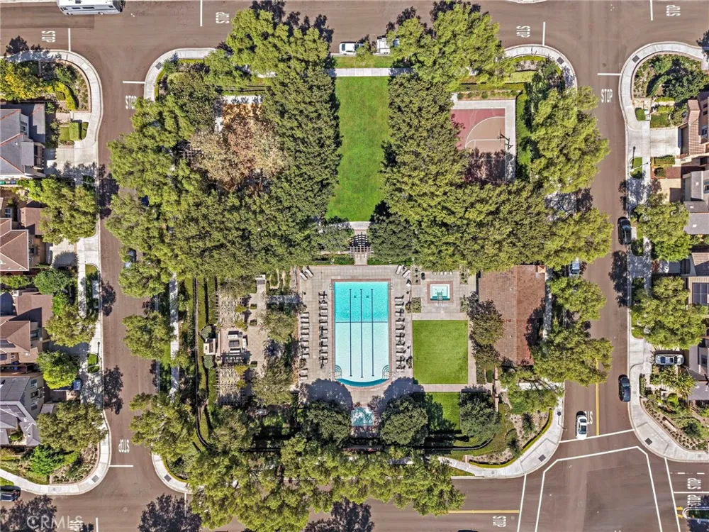 35 Stowe Irvine, CA 92620
