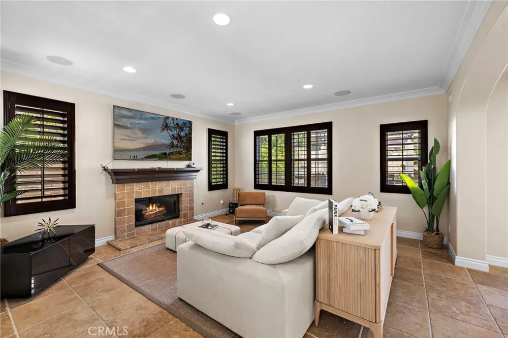 35 Stowe Irvine, CA 92620