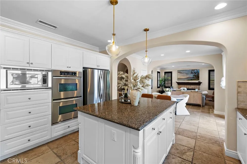 35 Stowe Irvine, CA 92620