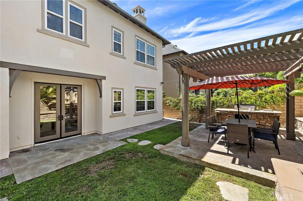 35 Stowe Irvine, CA 92620